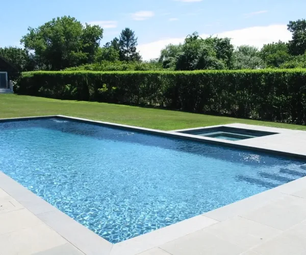 pool cleaning and maintenance southampton