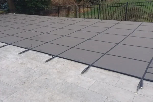 pool cover opening and closing in southampton ny