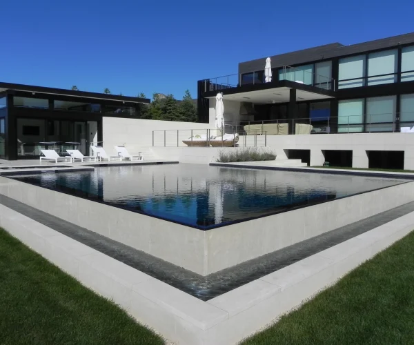 custom pool services in southamption new york