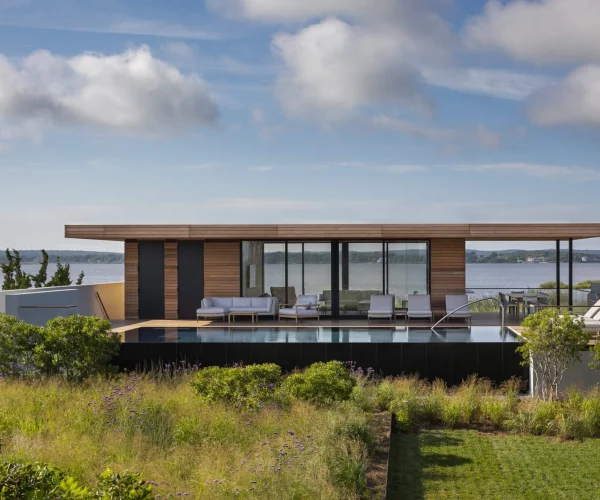 custom pools in southamption ny