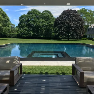 weekly pool cleaning service in southampton ny