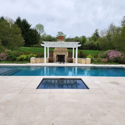 rectangular-pool-and-spa-with-pergola