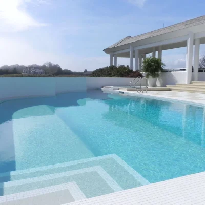 pool cleaning and maintenance in southamption ny